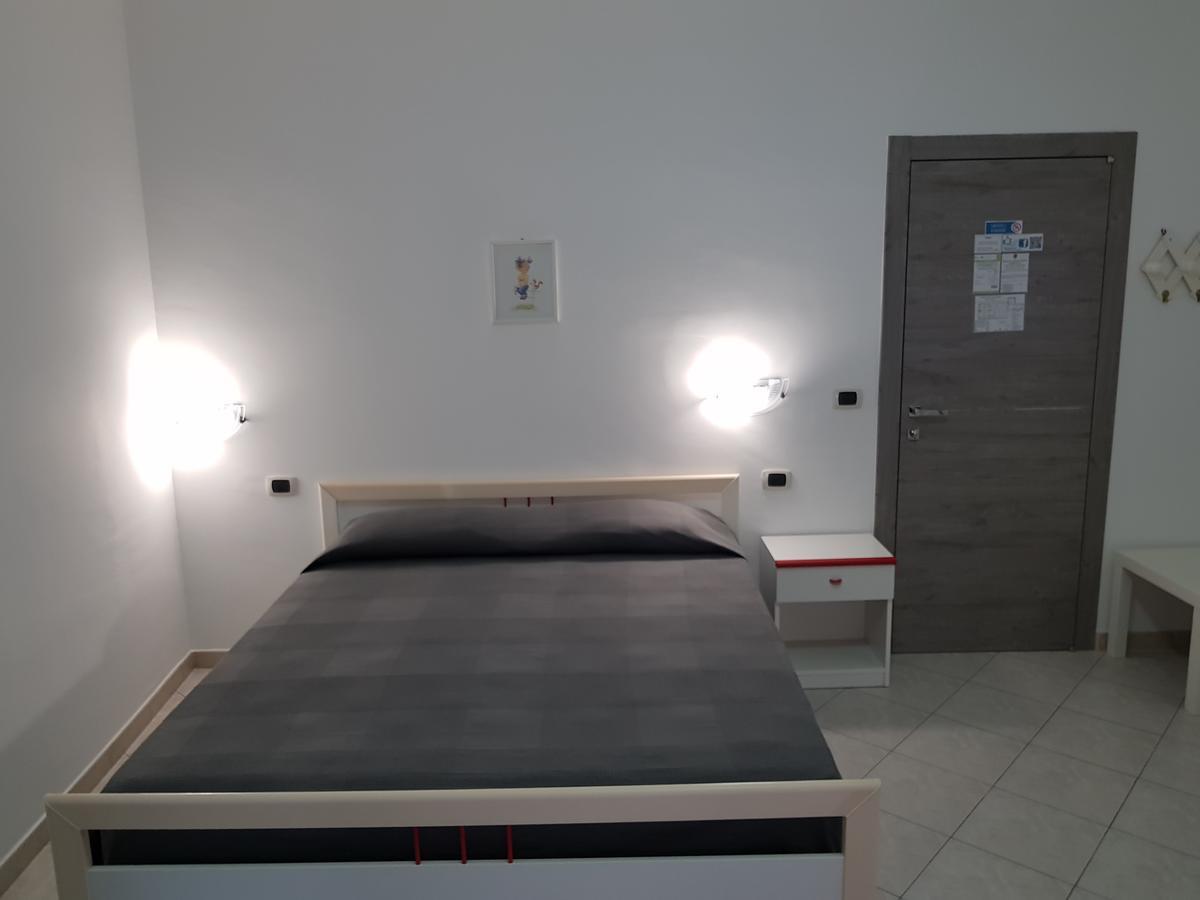 Holiday B&B Vico Del Gargano Exterior photo