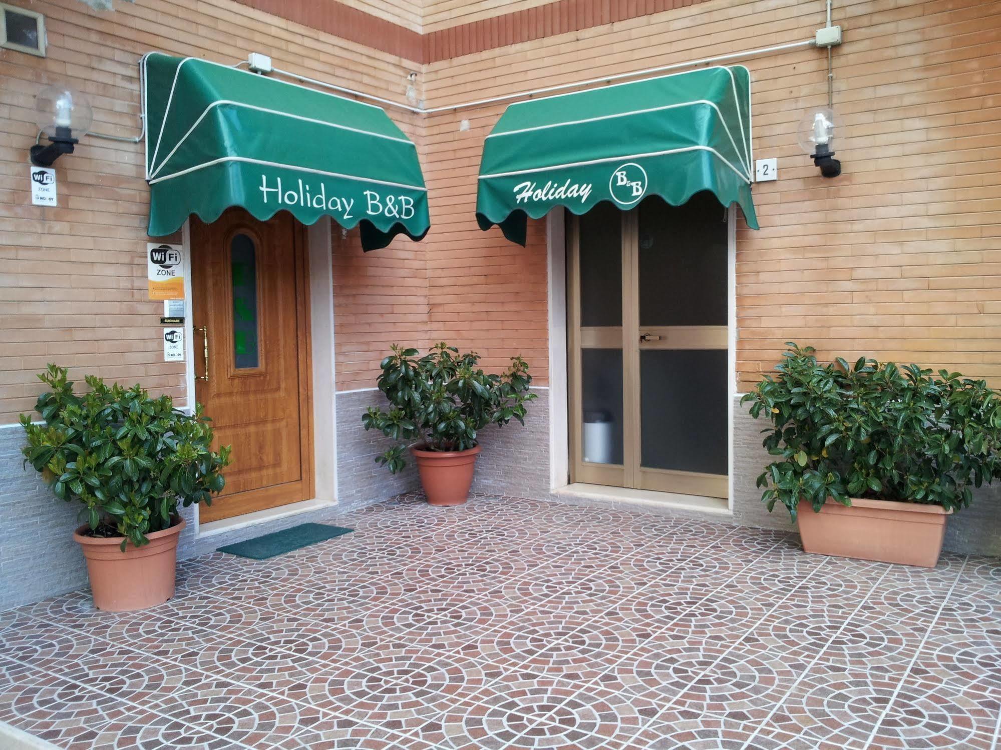 Holiday B&B Vico Del Gargano Exterior photo